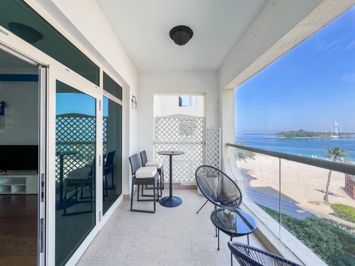 1 Bhk Palm Jumeirah Sea View Al Sultana Shoreline Dubai